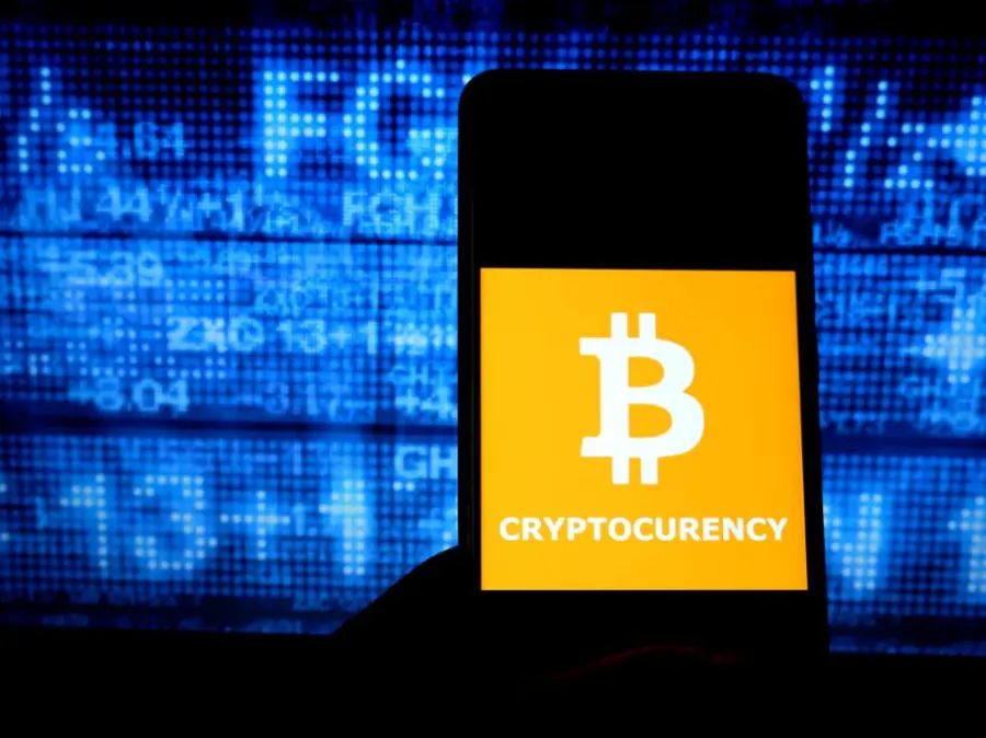 18 milioni di Bitcoin prodotti: come comportarsi?